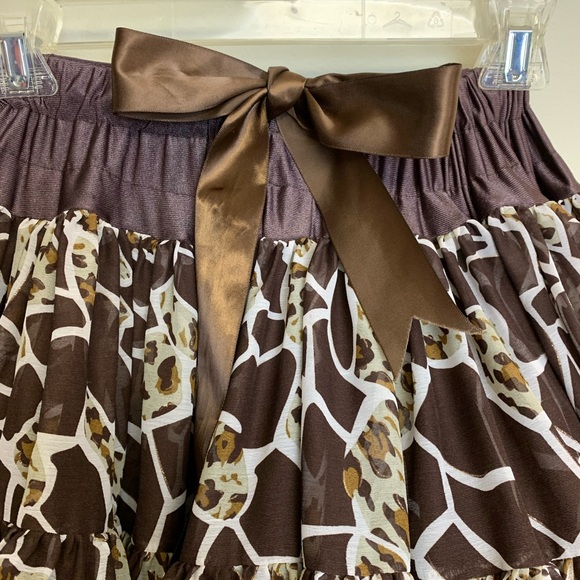 Oopsey Daisy Baby TuTu Pettiskirt Size L (6-8) - Picture 3 of 11